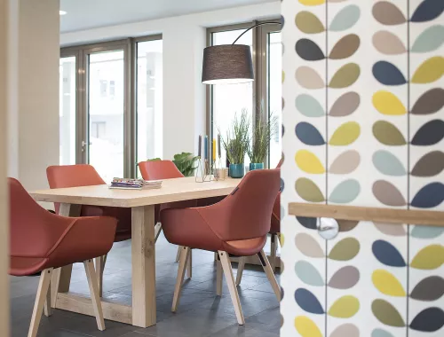 Discover by moments_tafel Oak Tree_moments furniture