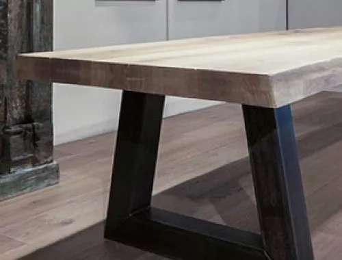 Discover by moments_tafel Oak Tree_moments furniture